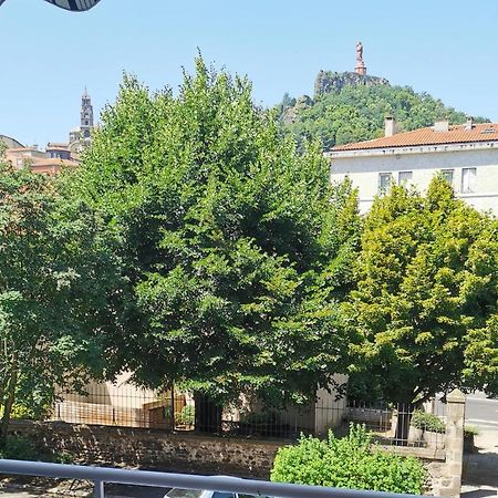 Chambre Privee Dans Appart Partage, Centre Ville, Avec Vue Sur Les Monuments Le Puy-en-Velay Екстериор снимка