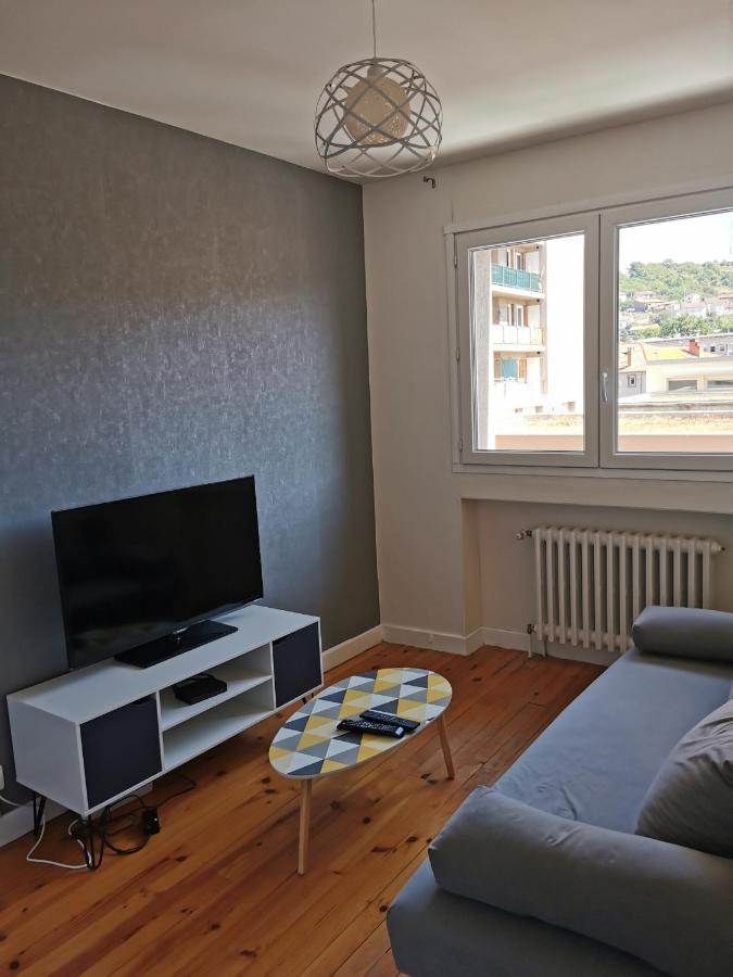 Chambre Privee Dans Appart Partage, Centre Ville, Avec Vue Sur Les Monuments Le Puy-en-Velay Екстериор снимка